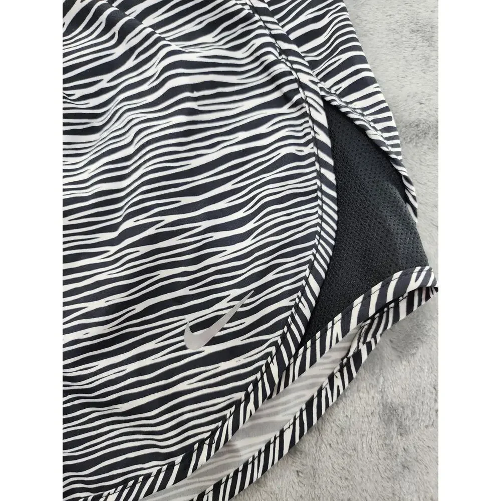 Nike Dri-FIT Equilibrium‎ Modern Tempo Running Shorts Size S Black White Lined